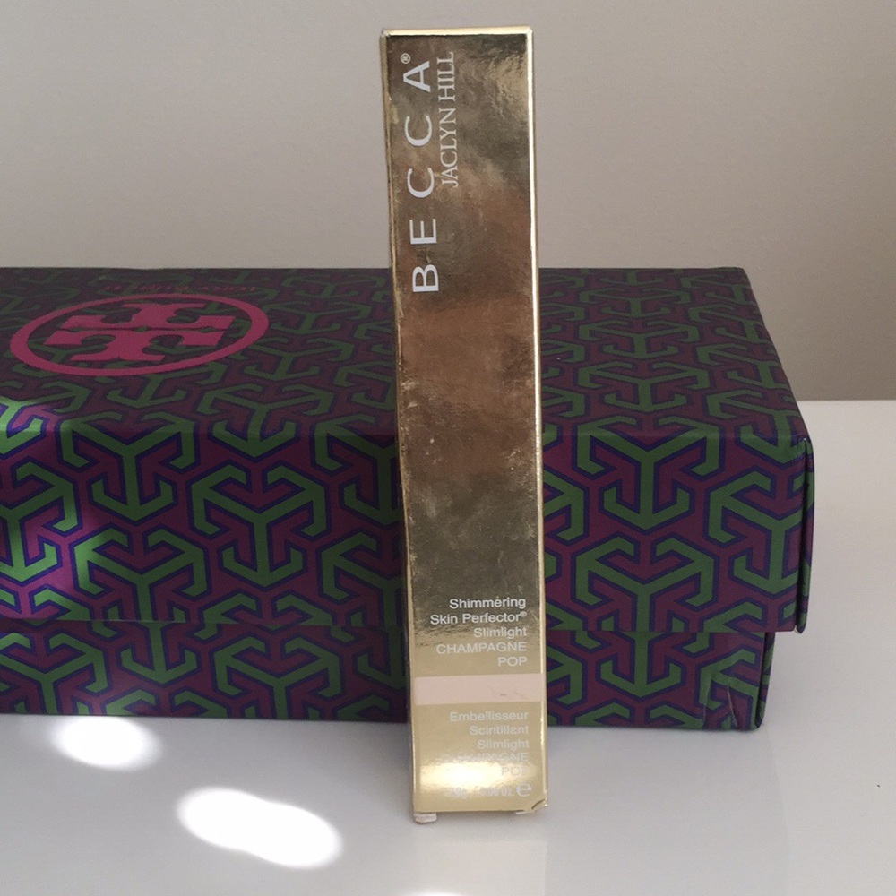 Becca shimmering skin perfector